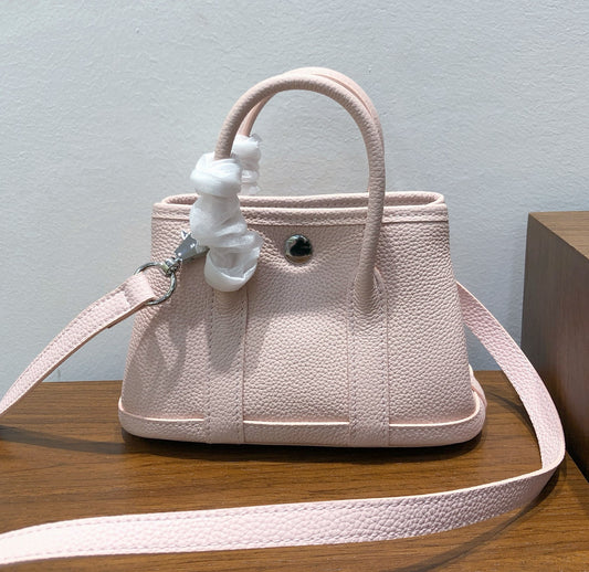Pretty Essentials: Jardin 20 – Togo