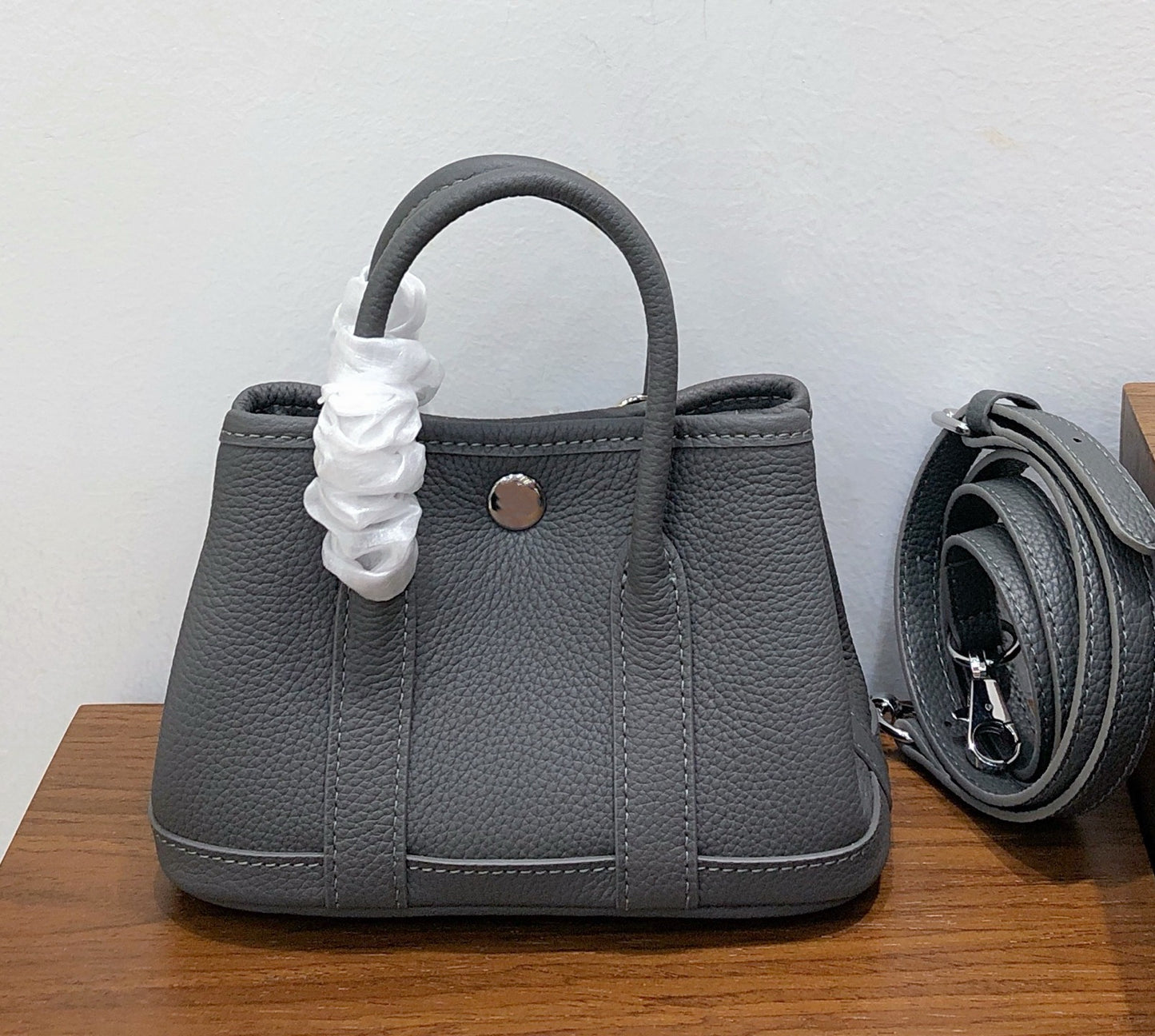 Pretty Essentials: Jardin 20 – Togo