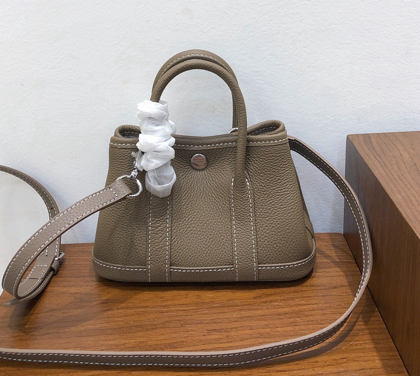 Pretty Essentials: Jardin 20 – Togo