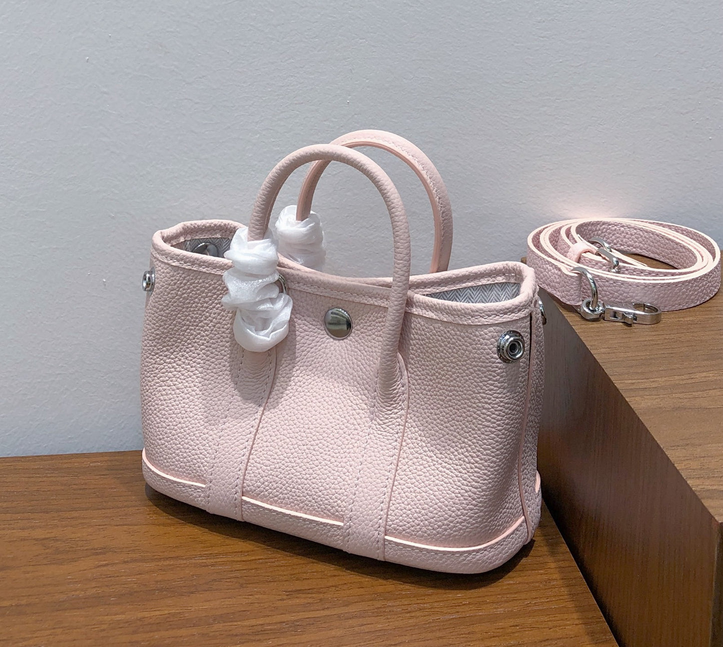 Pretty Essentials: Jardin 20 – Togo