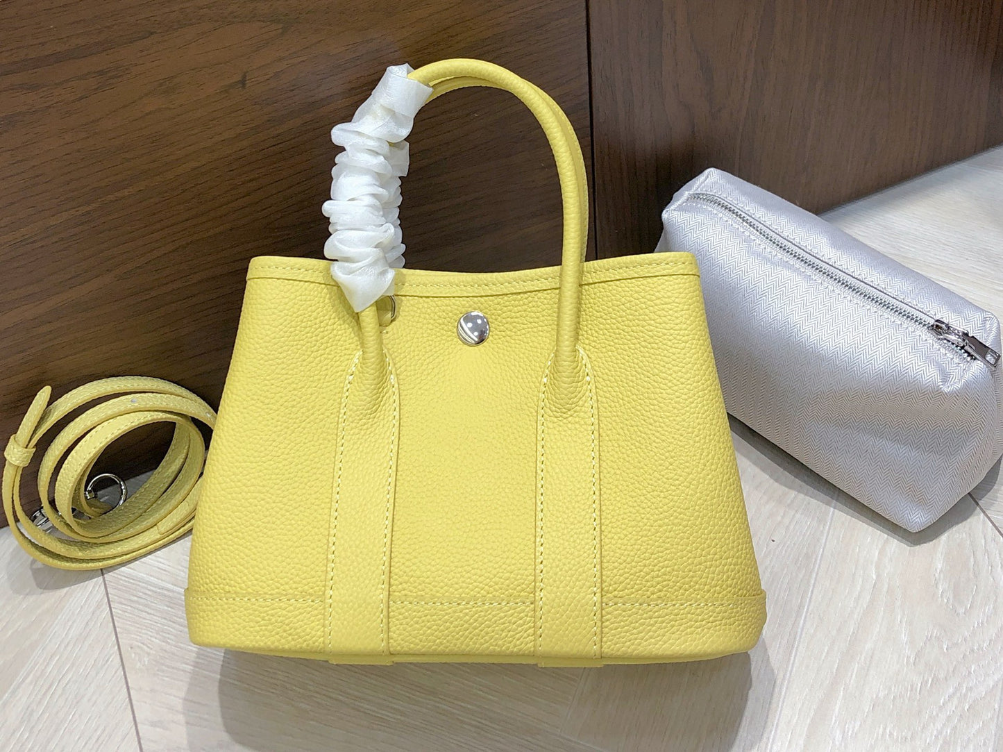 Pretty Essentials: Jardin 23 – Togo