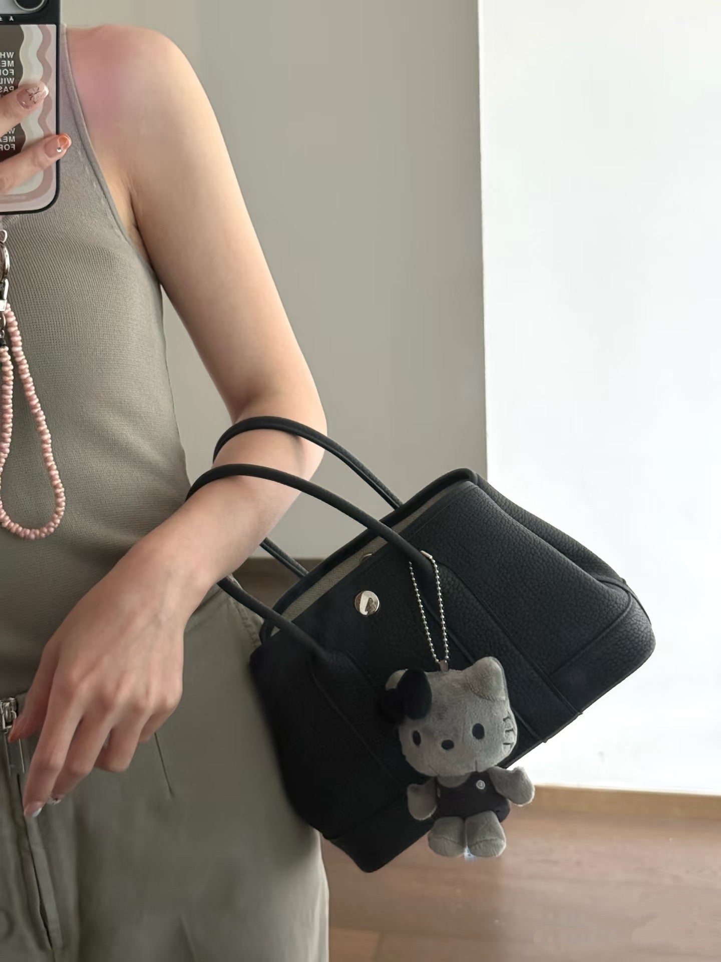 Pretty Essentials: Jardin 23 – Togo