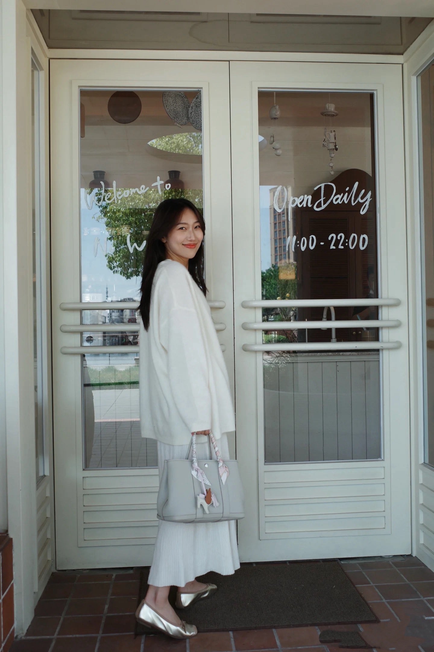 Pretty Essentials: Jardin 23 – Togo